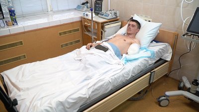 Врятувала донорська кров: історія бійця, який втратив кінцівки Врятувала донорська кров: історія бійця, який втратив кінцівки