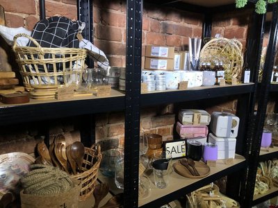 У Львові переселенці з Харкова відкрили магазин з виробами ручної роботи У Львові переселенці з Харкова відкрили магазин з виробами ручної роботи