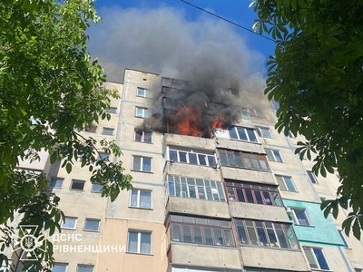 Одна людина попередньо загинула під час пожежі в багатоповерхівці Рівного — поліція Одна людина попередньо загинула під час пожежі в багатоповерхівці Рівного — поліція