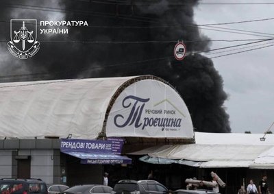 Росія атакує Київ дронами: є загиблі й поранені, у Деснянському районі сталася пожежа, пошкоджена багатоповерхівка