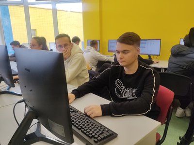 Метеостанція, ігри, програма для перевірки знань: в Житомирі визначили переможців конкурсу комп’ютерних програм Метеостанція, ігри, програма для перевірки знань: в Житомирі визначили переможців конкурсу комп’ютерних програм