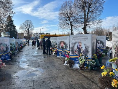 На Черкащині до четвертої річниці початку повномасштабної війни провели спільний молебень На Черкащині до четвертої річниці початку повномасштабної війни провели спільний молебень