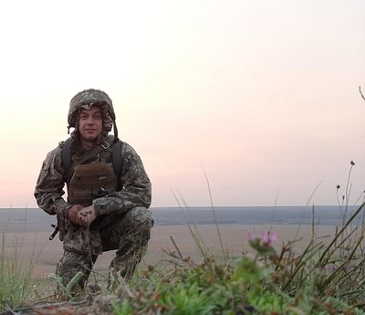 "Життя — це війна, а війна — це життя": історія загиблого оборонця на псевдо "Христос" "Життя — це війна, а війна — це життя": історія загиблого оборонця на псевдо "Христос"