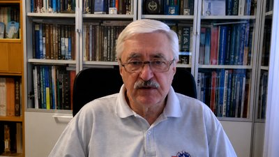 Розірвалася у полі. У Радушному виявили вирву від падіння другої північнокорейської балістичної ракети Розірвалася у полі. У Радушному виявили вирву від падіння другої північнокорейської балістичної ракети