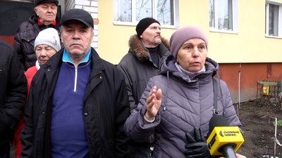 Платіжки є, тепла немає: у Житомирі мешканці двох багатоповерхівок відмовилися платити за опалення сходових майданчиків Платіжки є, тепла немає: у Житомирі мешканці двох багатоповерхівок відмовилися платити за опалення сходових майданчиків