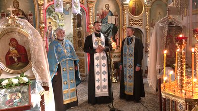 Свято-Успенській храм Свято-Успенській храм