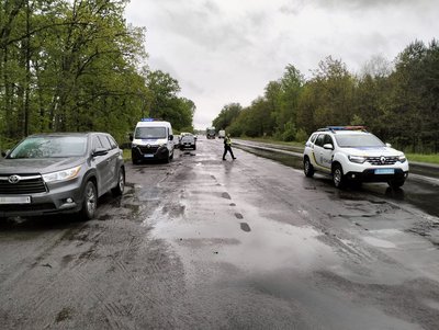 Біля Ківерців на Волині зіткнулися автобус і вантажівка: травмувалися 5 людей Біля Ківерців на Волині зіткнулися автобус і вантажівка: травмувалися 5 людей