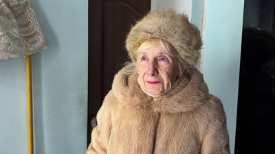 "Вчетверте влучили у приватний будинок". Очевидці розповіли про російський удар по середмістю Херсона "Вчетверте влучили у приватний будинок". Очевидці розповіли про російський удар по середмістю Херсона