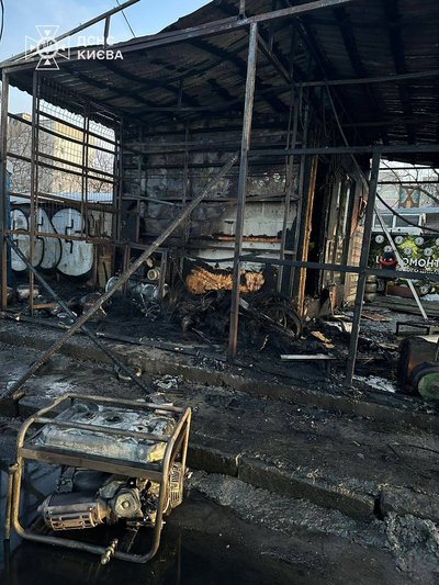 У Києві чергова пожежа від генератора. Користувачам нагадують правила безпеки У Києві чергова пожежа від генератора. Користувачам нагадують правила безпеки