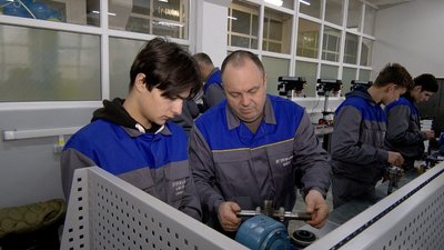 Навчають слюсарів-ремонтників: у Вінниці діє навчально-практичний центр Навчають слюсарів-ремонтників: у Вінниці діє навчально-практичний центр
