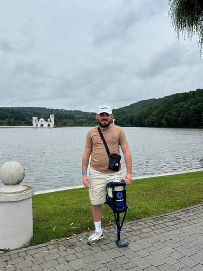 Втратив ногу та повернувся на службу: історія 25-річного прикордонника з Одещини Втратив ногу та повернувся на службу: історія 25-річного прикордонника з Одещини