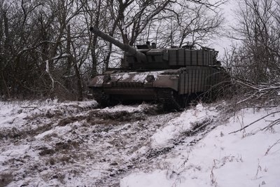 "Бойове злагодження на "Леопардах". Бійці 44 ОМБр проводять тренування на німецьких танках Leopard 1A5 "Бойове злагодження на "Леопардах". Бійці 44 ОМБр проводять тренування на німецьких танках Leopard 1A5