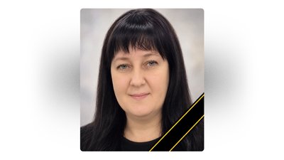 На Чернігівщині поховали військових Олександра Степановського та Олександра Д'якова і прикордонницю Антоніну Ковальчук На Чернігівщині поховали військових Олександра Степановського та Олександра Д'якова і прикордонницю Антоніну Ковальчук