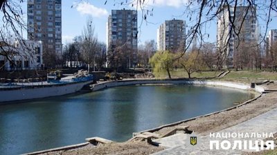 Розчищення озера Голубе в Києві: ексочільнику "Плесо" повідомили підозру Розчищення озера Голубе в Києві: ексочільнику "Плесо" повідомили підозру