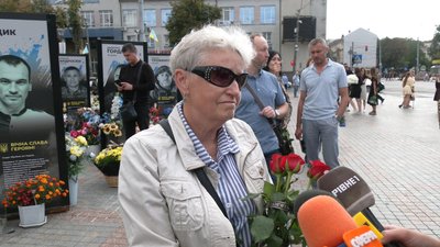 Із двома військовослужбовцями попрощалися у Рівному. Із двома військовослужбовцями попрощалися у Рівному.
