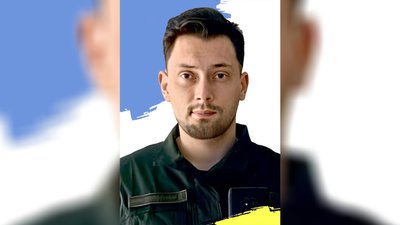 Загинув за місяць до 30-річчя: спогади батька про добровольця Романа Чумака з Рівненщини