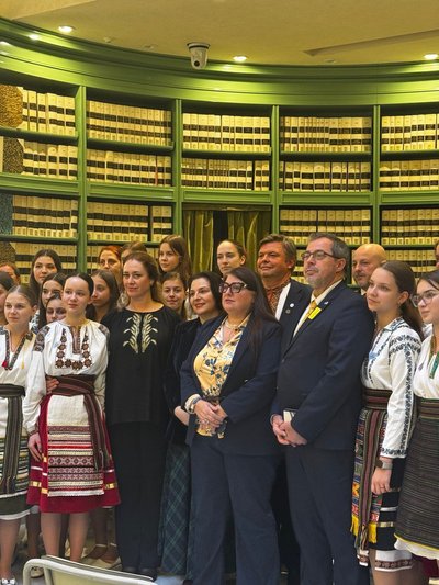 Анжела Доскоч, хорова капела "Зоринка", Італія, 5 січня 2026, Тернопіль Анжела Доскоч, хорова капела "Зоринка", Італія, 5 січня 2026, Тернопіль