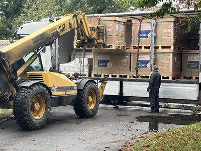 У Малинському ліцеї на Житомирщині за фінансової та технічної підтримки Литви встановлюють сонячні панелі У Малинському ліцеї на Житомирщині за фінансової та технічної підтримки Литви встановлюють сонячні панелі