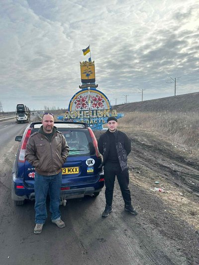 "Я хочу побачити в Україні мир": історія волонтера з Великої Британії Джоела Уілкінса, який побував на Хмельниччині "Я хочу побачити в Україні мир": історія волонтера з Великої Британії Джоела Уілкінса, який побував на Хмельниччині