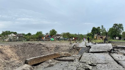 Майже три місяці після обстрілу: у Світловодську на Кіровоградщині відновили 85% пошкоджених приватних будинків Майже три місяці після обстрілу: у Світловодську на Кіровоградщині відновили 85% пошкоджених приватних будинків