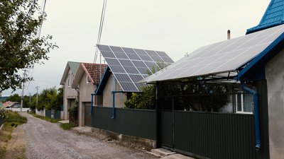 Сонячні станції у приватному будинку Сергія Сонячні станції у приватному будинку Сергія