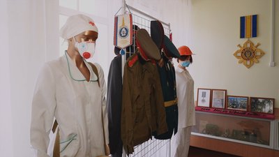 Серед експонатів – спецодяг ліквідаторів: у Кропивницькому оновили музей "Дзвони Чорнобиля" Серед експонатів – спецодяг ліквідаторів: у Кропивницькому оновили музей "Дзвони Чорнобиля"