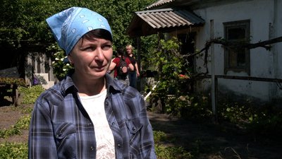 "Надамо їй друге життя": у селі на Чернігівщині волонтери відновлюють стару хату-мазанку "Надамо їй друге життя": у селі на Чернігівщині волонтери відновлюють стару хату-мазанку