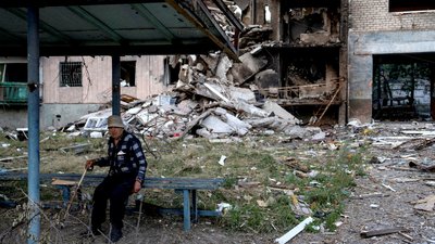 Дружківка, обстріли, руйнування, чоловік, Донецька область Дружківка, обстріли, руйнування, чоловік, Донецька область