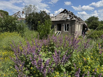 “Бахкає цілодобово”: у Ясногірці пошкоджений кожен п’ятий будинок “Бахкає цілодобово”: у Ясногірці пошкоджений кожен п’ятий будинок