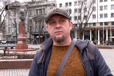 Безбар'єрна екскурсія в центрі Одеси: як перевіряли доступність міста для людей з інвалідністю Безбар'єрна екскурсія в центрі Одеси: як перевіряли доступність міста для людей з інвалідністю