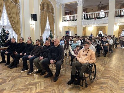 У Полтаві ветерани війни отримали сертифікати на житло У Полтаві ветерани війни отримали сертифікати на житло
