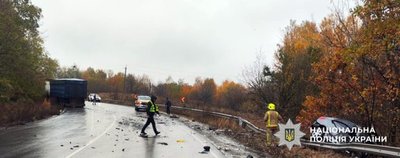 Три людини загинуло внаслідок аварії на Полтавщині Три людини загинуло внаслідок аварії на Полтавщині