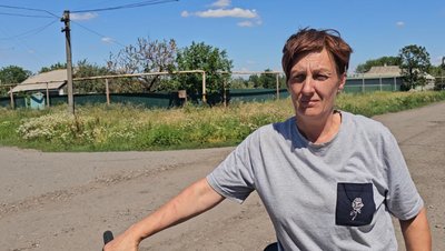 "Щодня б’ють БпЛА, а останнім часом почали прилітати й КАБи". Репортаж з Райполя на Дніпропетровщині за 9 км від фронту "Щодня б’ють БпЛА, а останнім часом почали прилітати й КАБи". Репортаж з Райполя на Дніпропетровщині за 9 км від фронту