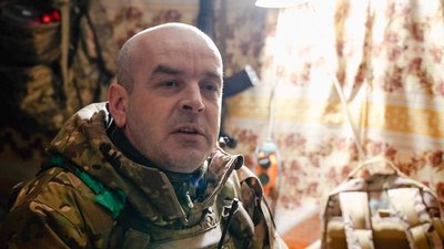 Бійці штурмового полку "Цунамі" боєць ШП "Цунамі" ОШБ НПУ "Лють" "Зять" артилеристи Донецька область 6 січня 2025 рік Бійці штурмового полку "Цунамі" боєць ШП "Цунамі" ОШБ НПУ "Лють" "Зять" артилеристи Донецька область 6 січня 2025 рік