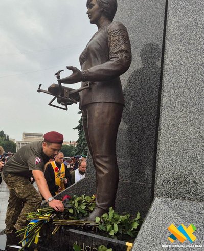 У Житомирі вшанували пам'ять закатованих та загиблих у полоні У Житомирі вшанували пам'ять закатованих та загиблих у полоні