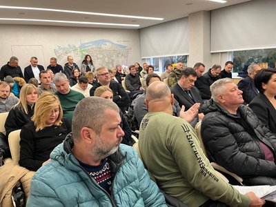 Черкаська міськрада затвердила програму підтримки родин військових: хто і скільки грошей отримає Черкаська міськрада затвердила програму підтримки родин військових: хто і скільки грошей отримає