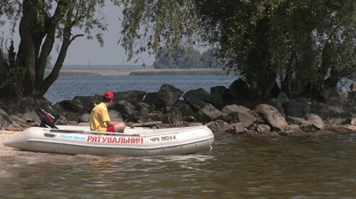 "Намагаємося приїжджати сюди щороку": на пляжах Черкас розпочався купальний сезон "Намагаємося приїжджати сюди щороку": на пляжах Черкас розпочався купальний сезон
