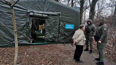 У Чернігові російський дрон влучив у багатоповерхову будівлю: що відомо У Чернігові російський дрон влучив у багатоповерхову будівлю: що відомо