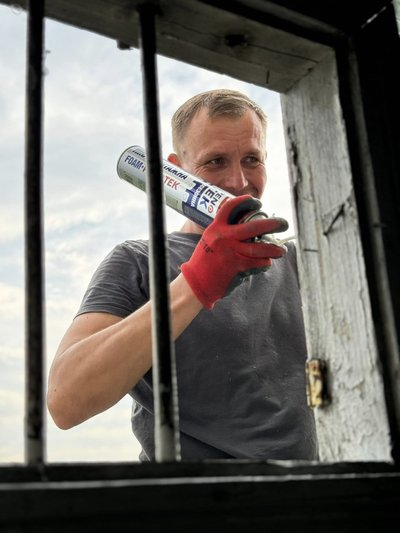 У місті на Рівненщині батьки футболістів відновлюють стадіон У місті на Рівненщині батьки футболістів відновлюють стадіон