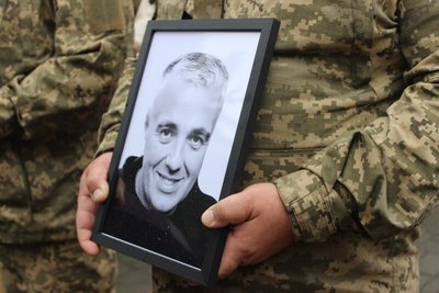У Луцькій громаді попрощалися з чотирма загиблими на війні захисниками У Луцькій громаді попрощалися з чотирма загиблими на війні захисниками