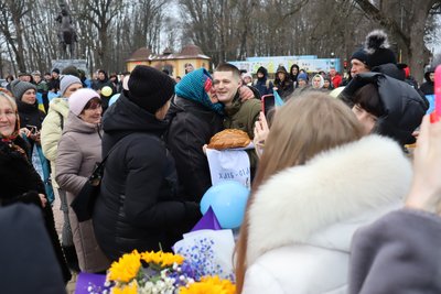 Понад 32 місяці полону: у громаді на Черкащині з обіймами зустріли захисника Понад 32 місяці полону: у громаді на Черкащині з обіймами зустріли захисника
