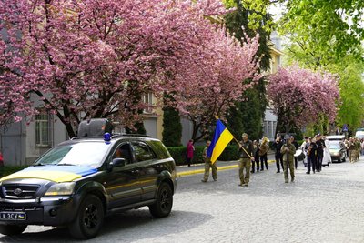 В Ужгороді попрощалися із загиблим захисником Володимиром Мудріком В Ужгороді попрощалися із загиблим захисником Володимиром Мудріком
