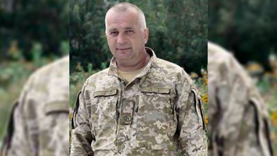 На Чернігівщині попрощалися з військовим ЗСУ Вячеславом Антипенком На Чернігівщині попрощалися з військовим ЗСУ Вячеславом Антипенком