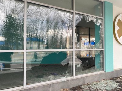 Червоний Хрест відремонтує лікарню в Ірпені, пошкоджену через бойові дії Червоний Хрест відремонтує лікарню в Ірпені, пошкоджену через бойові дії