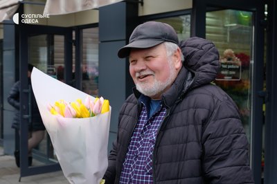 41 тюльпан для коханої: скільки одесити витрачають на квіти до Дня святого Валентина 41 тюльпан для коханої: скільки одесити витрачають на квіти до Дня святого Валентина