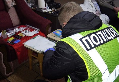 У Житомирі повідомили про підозру членам організованої групи наркодилерів У Житомирі повідомили про підозру членам організованої групи наркодилерів