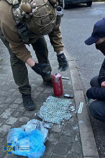 Вибухівка була замаскована під вогнегасник Вибухівка була замаскована під вогнегасник