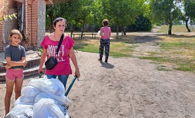Прифронтове село евакуація люди життя руйнування окупація деокупація жителька Новоселівки Світлана Куренєва Новоселівка Лиманська громада Донецька область 28 серпня 2024 року Прифронтове село евакуація люди життя руйнування окупація деокупація жителька Новоселівки Світлана Куренєва Новоселівка Лиманська громада Донецька область 28 серпня 2024 року