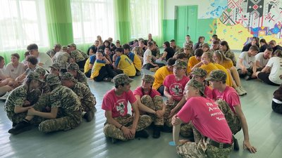 "Я ройова і всіх підтримую": як школярі змагалися у грі “Джура” у громаді на Рівненщині "Я ройова і всіх підтримую": як школярі змагалися у грі “Джура” у громаді на Рівненщині