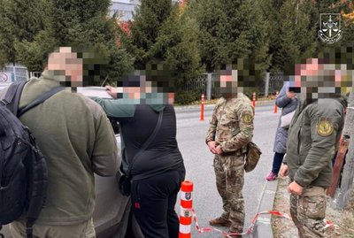 Мільярд гривень збитків. Групу людей, яких підозрюють у незаконному видобутку вугілля на Донеччині, затримали Мільярд гривень збитків. Групу людей, яких підозрюють у незаконному видобутку вугілля на Донеччині, затримали